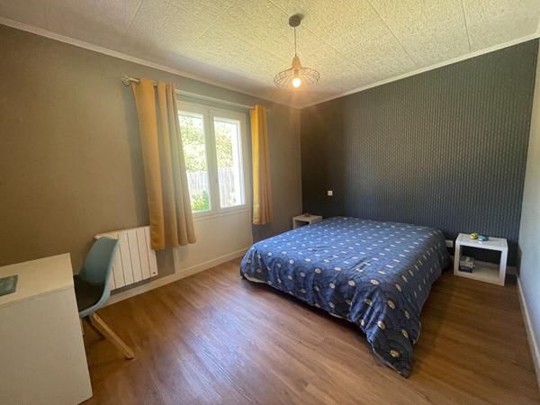 Maison rénovée de 116 m² avec grand jardin et belle pièce de vie à 1,5 km de la Citadelle