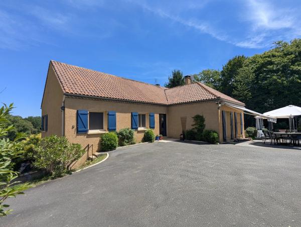 Charmante maison de 3-4 chambres clé en main avec vue campagne près de Sarlat