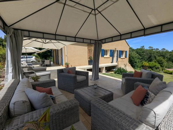 Charmante maison de 3-4 chambres clé en main avec vue campagne près de Sarlat