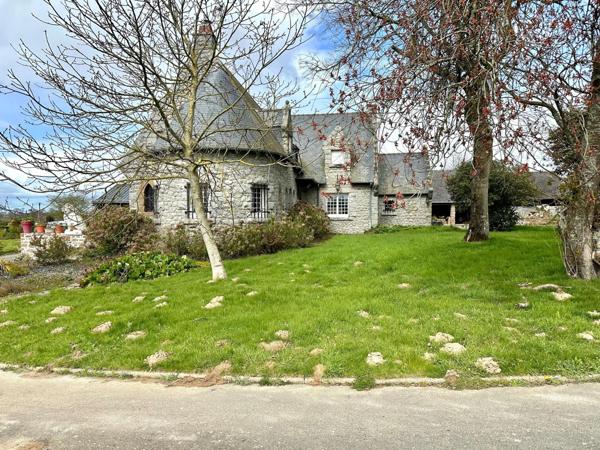 Maison à SAINT-BRICE-EN-COGLES, 35460 - 7 pièces 223m²