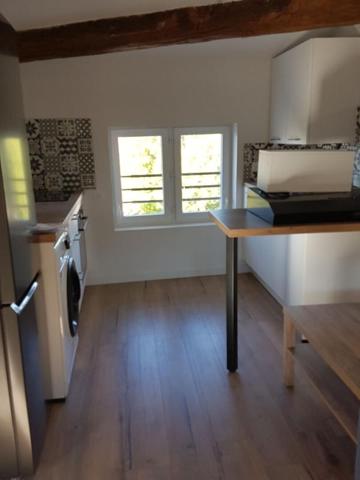 Immeuble Ornaisons 17 pièce(s)