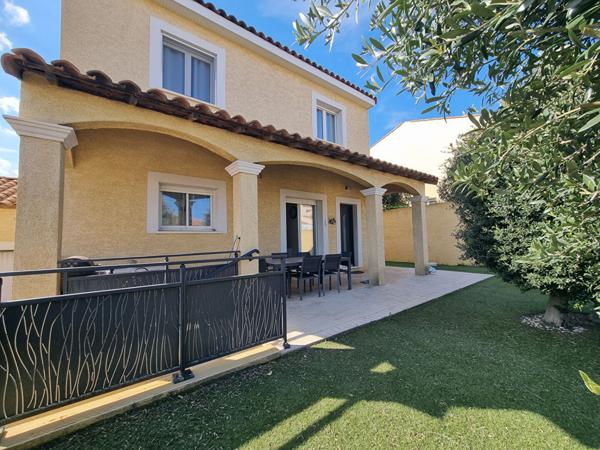 Maison familiale avec piscine