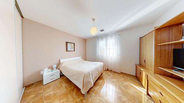 Maison familiale avec piscine
