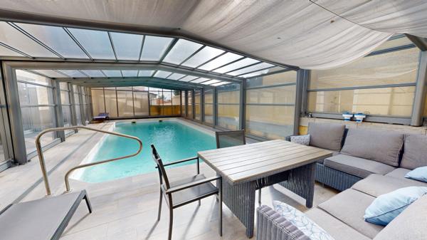 Maison familiale avec piscine