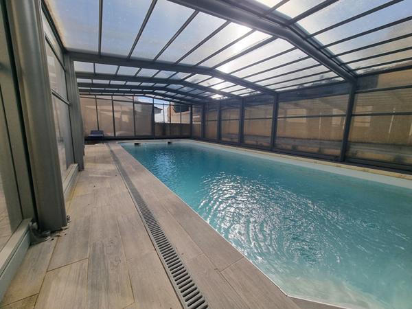 Maison familiale avec piscine