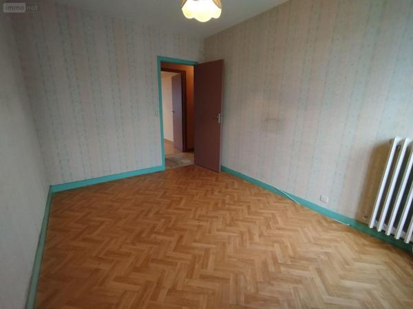 Appartement à vendre à Allonnes dans la Sarthe (72700), ref : PB-1795