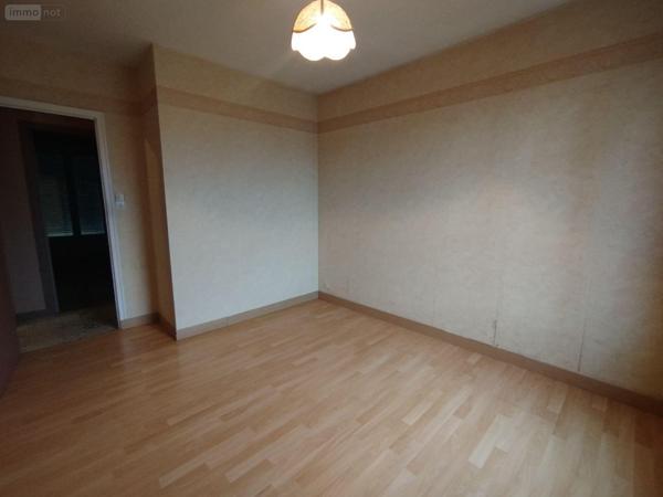 Appartement à vendre à Allonnes dans la Sarthe (72700), ref : PB-1795