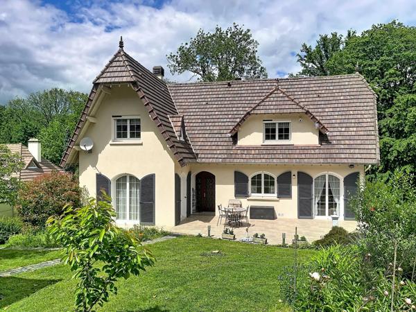 Vente                                                      Maison
                        
                     5 pièces                      120 m2                     à Dourdan