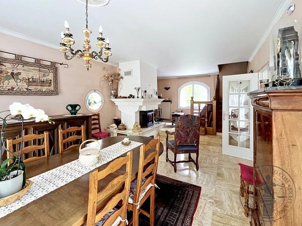 Vente                                                      Maison
                        
                     5 pièces                      120 m2                     à Dourdan