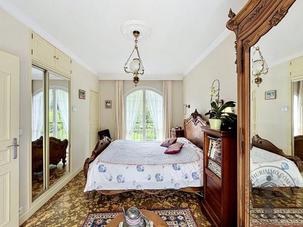 Vente                                                      Maison
                        
                     5 pièces                      120 m2                     à Dourdan