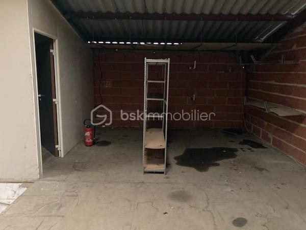 Local d activites de 133,20 m²