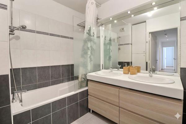 MARSEILLE 12ème - LA FOURRAGÈRE T3 TRAVERSANT - TERRASSE - RÉSIDENCE RÉCENTE - GARAGE POSSIBLE