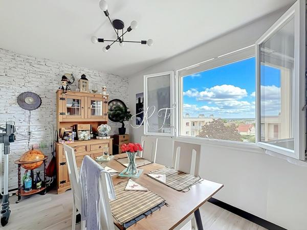 5 pièces lumineuses avec balcon plein sud