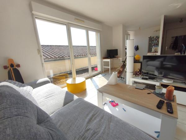 Appartement T2 avec Terrasse et parking