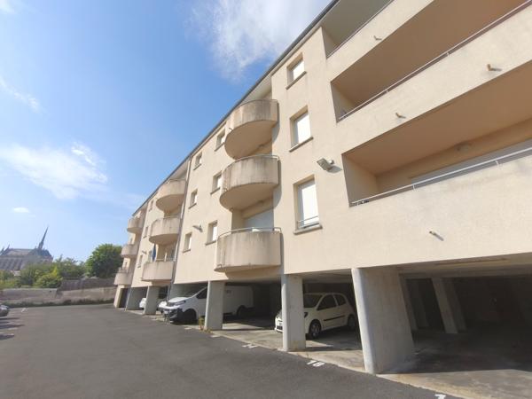 Appartement T2 avec Terrasse et parking