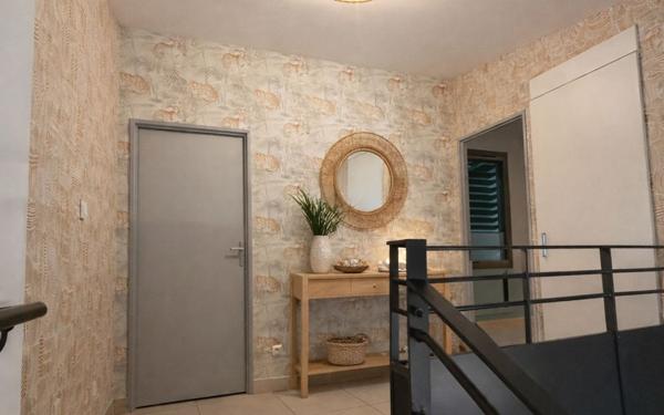 Appartement à vendre    4 pièces • 99 m2 Saint-Paul