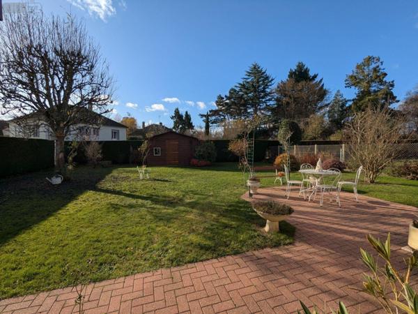 Pavillon à vendre à Nogent-le-Rotrou dans l'Eure-et-Loir (28400), ref : 11247/261   
PLATEAU SAINT-JEAN