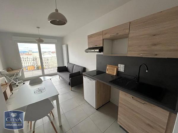 Appartement à louer 2 pièces Clermont-Ferrand (63000)