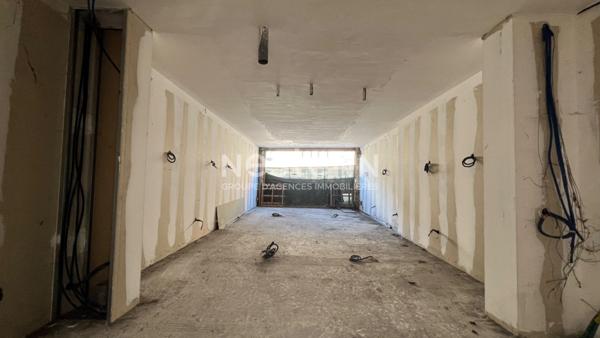 BAR LE DUC : Immeuble avec Local Commercial de 71m2 + Grand Appartement de 128m2