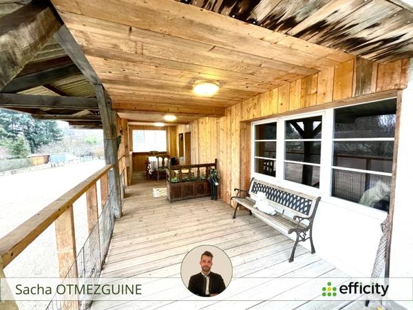 Maison
         7 pièces
        - 245 m² 164 000 € *