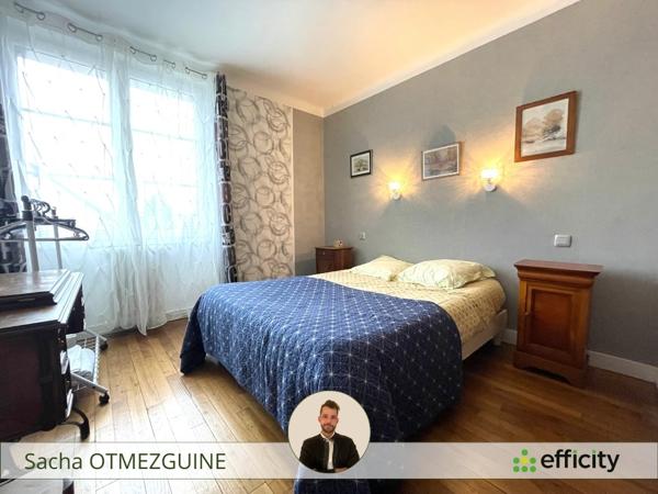 Maison
         7 pièces
        - 245 m² 164 000 € *