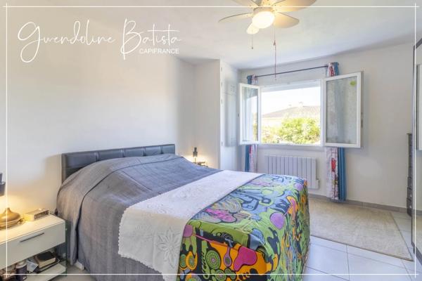Maison Plain-pied 134m² - 4 chambres - Terrain 1140m² avec piscine - PINEUILH (33)