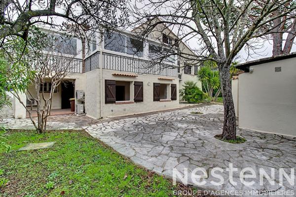 A VENDRE DRAGUIGNAN - Maison 2 LOGEMENTS - 264m² sur 818m² de terrain clos