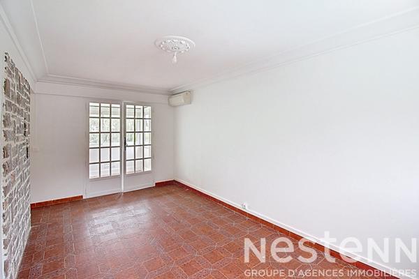 A VENDRE DRAGUIGNAN - Maison 2 LOGEMENTS - 264m² sur 818m² de terrain clos