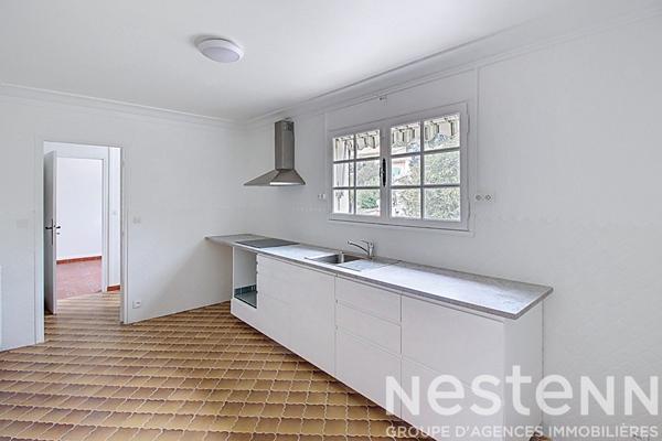 A VENDRE DRAGUIGNAN - Maison 2 LOGEMENTS - 264m² sur 818m² de terrain clos