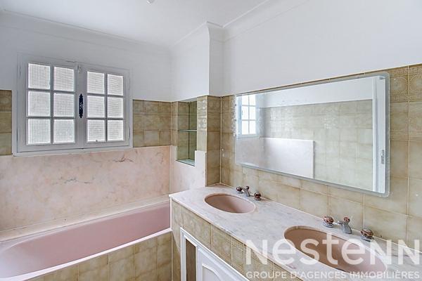 A VENDRE DRAGUIGNAN - Maison 2 LOGEMENTS - 264m² sur 818m² de terrain clos