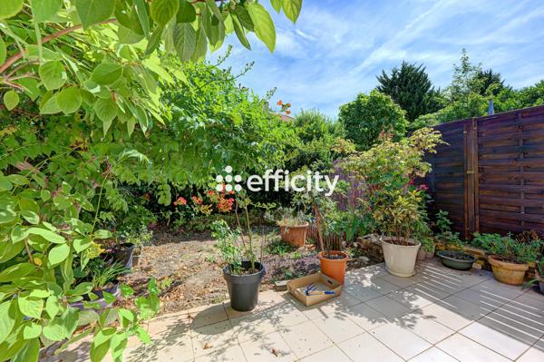 Maison
         4 pièces
        - 84 m² 259 999 € *