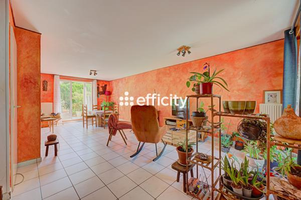 Maison
         4 pièces
        - 84 m² 259 999 € *