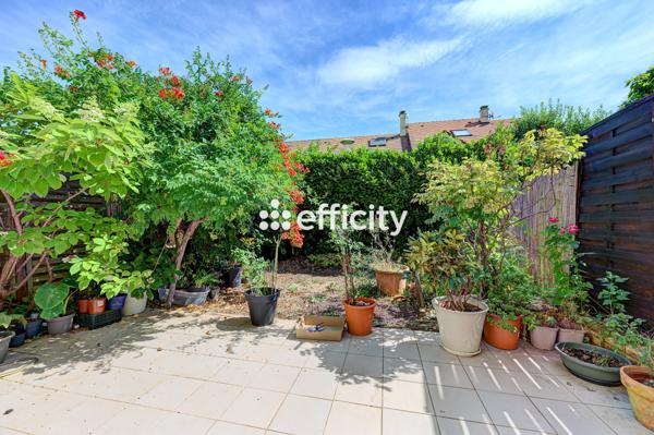 Maison
         4 pièces
        - 84 m² 259 999 € *