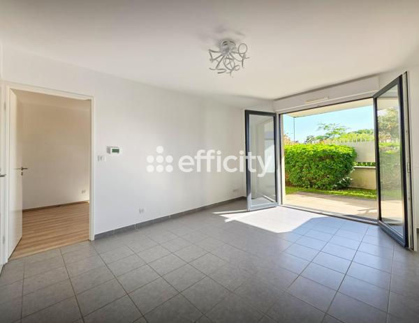 Appartement
         2 pièces
        - 42 m² Exclusivité 166 000 € *