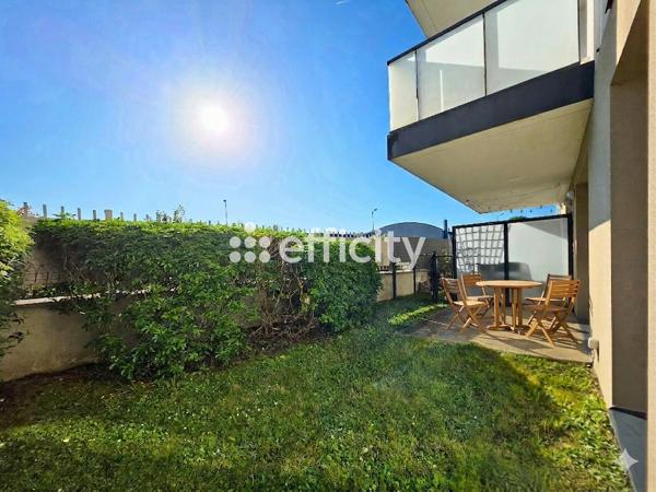 Appartement
         2 pièces
        - 42 m² Exclusivité 166 000 € *
