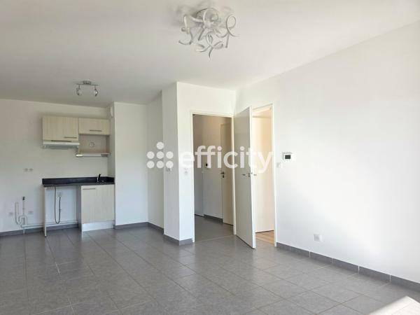 Appartement
         2 pièces
        - 42 m² Exclusivité 166 000 € *
