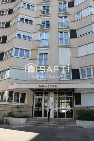 APPARTEMENT T2 DANS RESIDENCE SECURISEE AVEC PLACE DE PARKING SOUTERRAINE