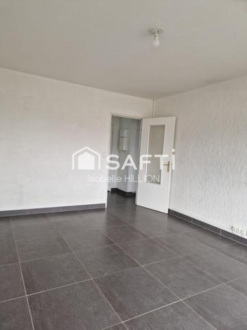 APPARTEMENT T2 DANS RESIDENCE SECURISEE AVEC PLACE DE PARKING SOUTERRAINE