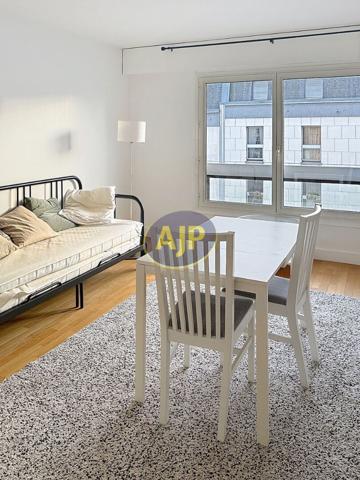 Vente appartement Paris 15eme : 339 200 € - AJP Immobilier Paris 15 - Agence Grenelle