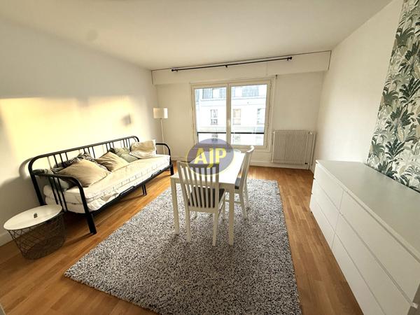 Vente appartement Paris 15eme : 339 200 € - AJP Immobilier Paris 15 - Agence Grenelle