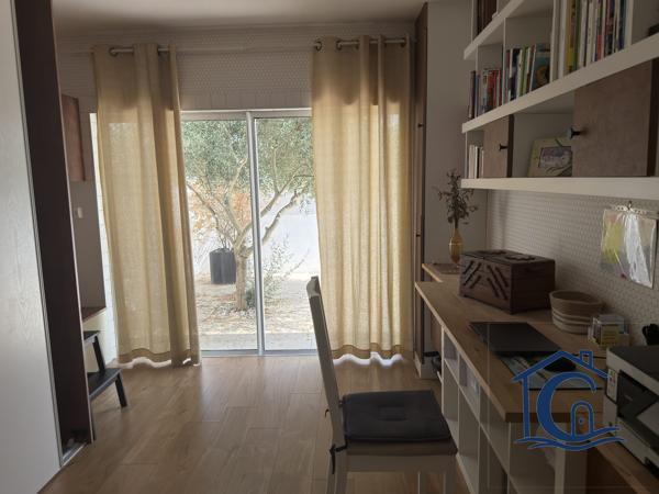 Maison aux multiples possibilités avec 2 studios autonomes