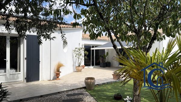Maison aux multiples possibilités avec 2 studios autonomes