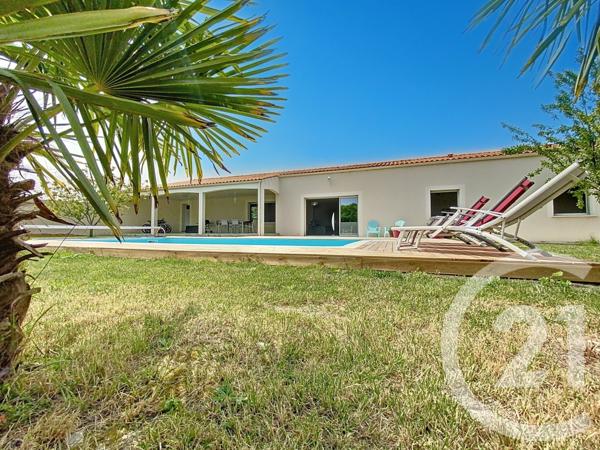 Maison à vendre  6 pièces - 132 m2 ECHILLAIS - 17