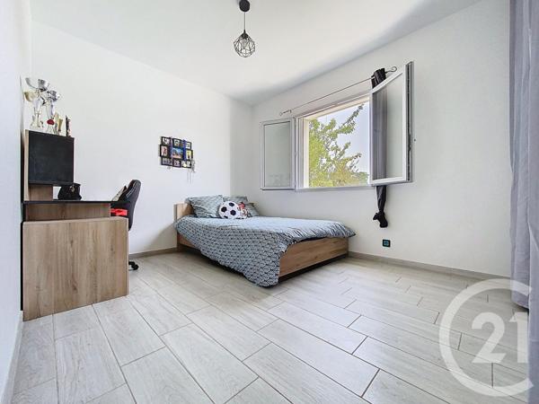 Maison à vendre  6 pièces - 132 m2 ECHILLAIS - 17