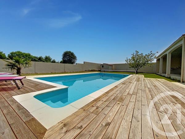 Maison à vendre  6 pièces - 132 m2 ECHILLAIS - 17