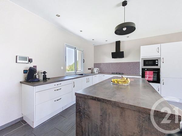 Maison à vendre  6 pièces - 132 m2 ECHILLAIS - 17