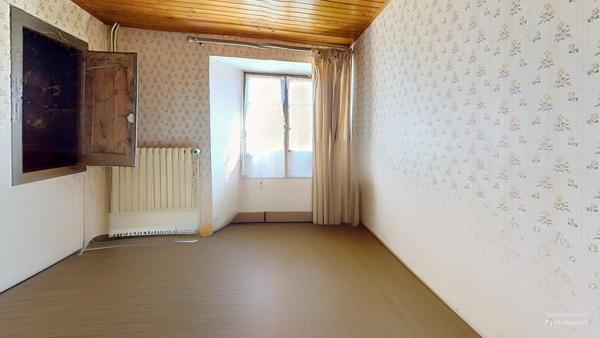 A VENDRE ENSEMBLE DE 2 MAISONS ATTENANTES 140m2 à RENOVER