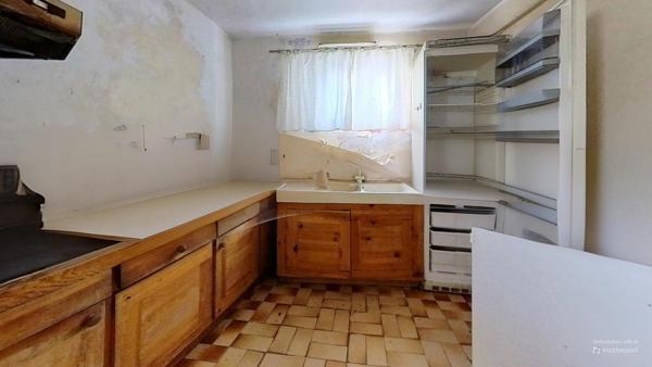 A VENDRE ENSEMBLE DE 2 MAISONS ATTENANTES 140m2 à RENOVER