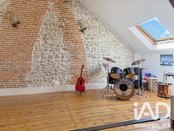 Maison à vendre 10 pièces 227 m² Saint-Martin-d'Abbat