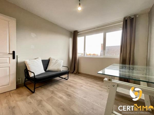 Location Appartement 4 pièces Valenciennes (59300) - place de République